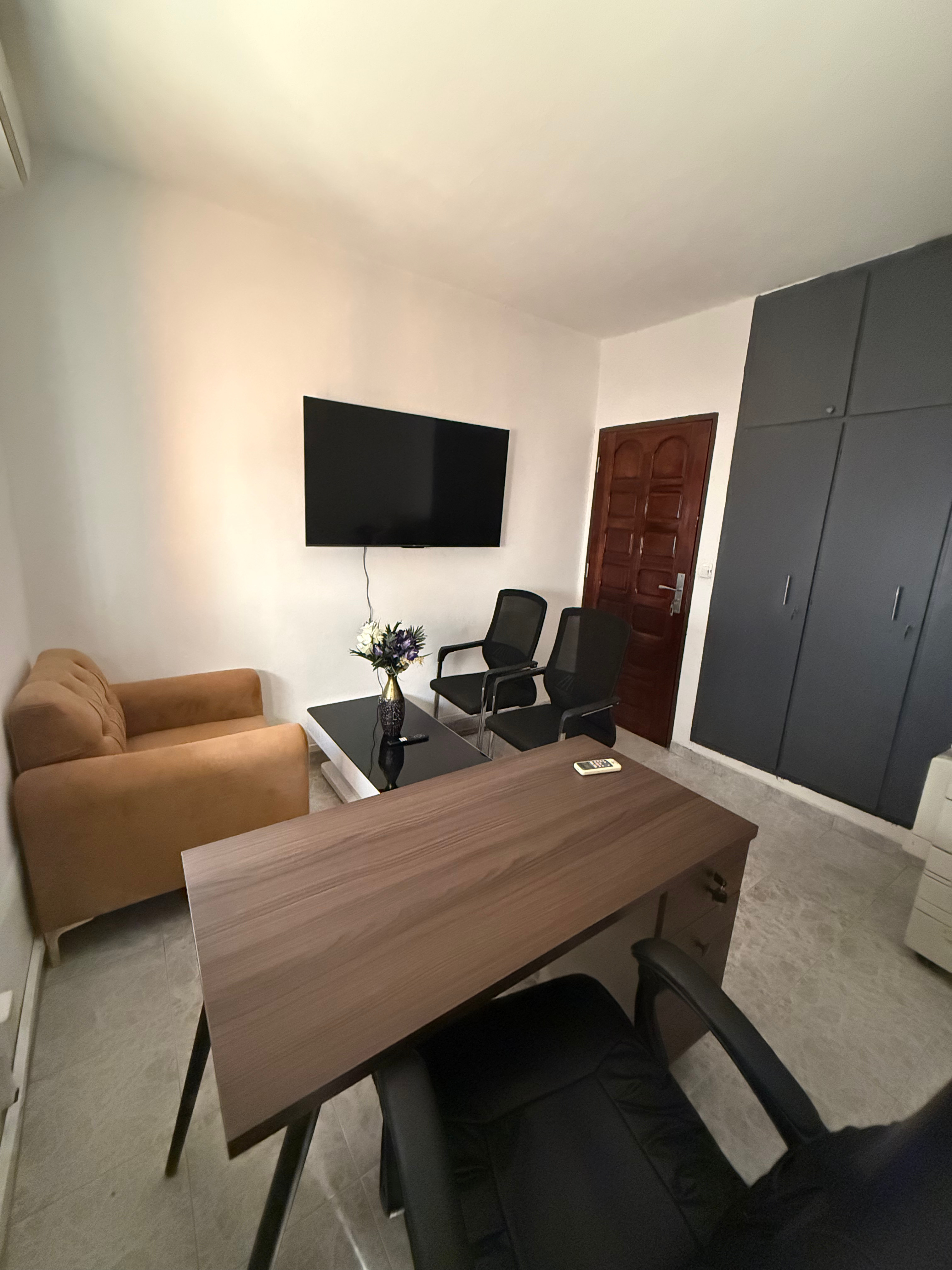 Bureau Emerald Desk salon